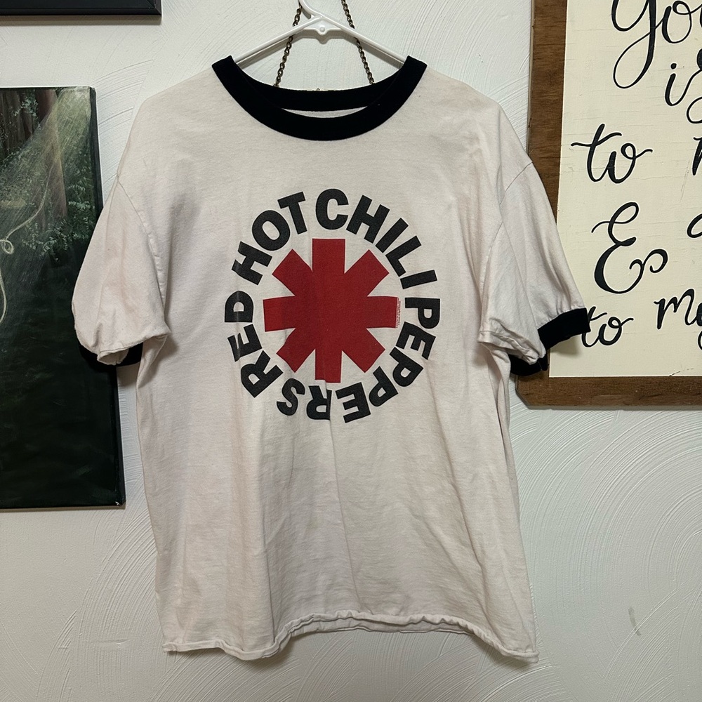 Mens sz M Red Hot Chili Peppers tshirt Bravado vintage 2016